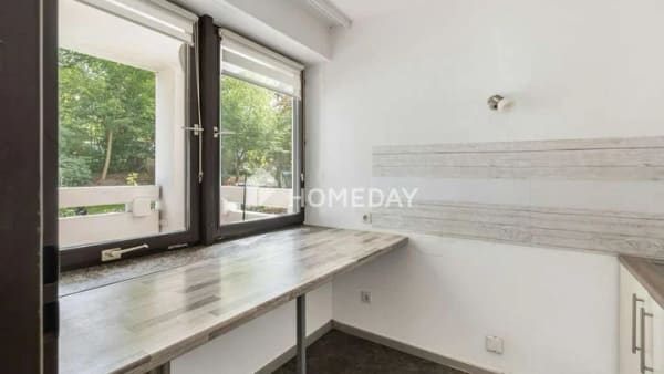 Immobilie in Grafenau - Bezugsfrei: Gepflegte 2-Zimmer-Wohnung mit Balkon, Aufzug und Stellplatz 
 - Bild 2