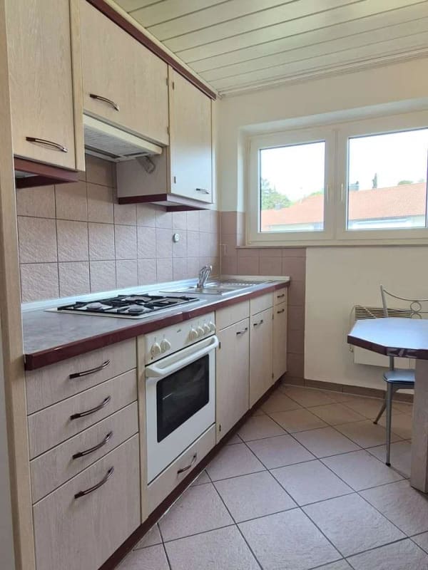 Immobilie in Göppingen - Sofort beziehbare 3-Zimmer-Wohnung mit Sonnenbalkon zum attraktiven Preis - Bild 4