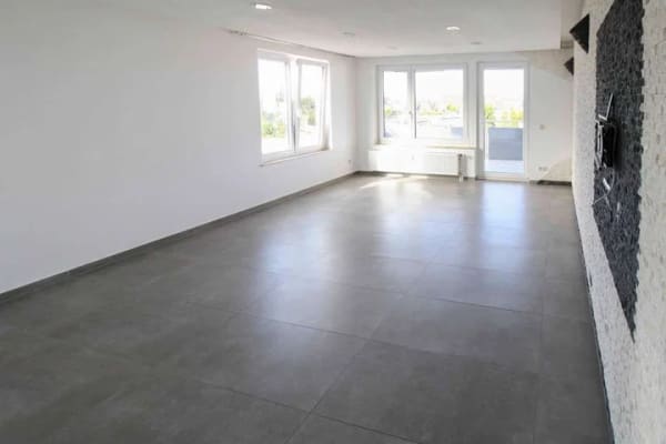 Immobilie in Friolzheim - Smart & Stilvoll: Modernisierte 4-Zimmer-Oase mit sonnigem Südwest-Balkon und Klima in Friolzheim! - Bild 0