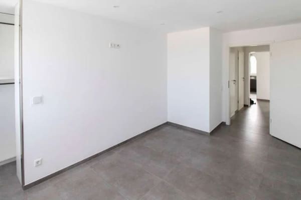 Immobilie in Friolzheim - Smart & Stilvoll: Modernisierte 4-Zimmer-Oase mit sonnigem Südwest-Balkon und Klima in Friolzheim! - Bild 2