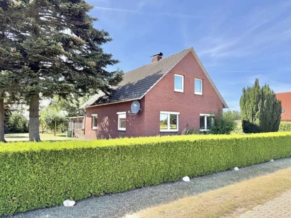 Immobilie in Großheide - Feldrandlage mit Weitblick - Einfamilienhaus in ruhiger Nachbarschaft - Bild 2