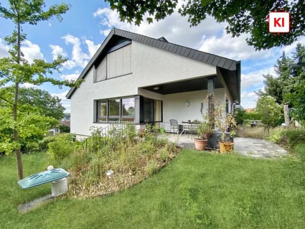 Immobilie in Höchberg - Elegant und offen: Moderne Schlichtheit - Bild 1