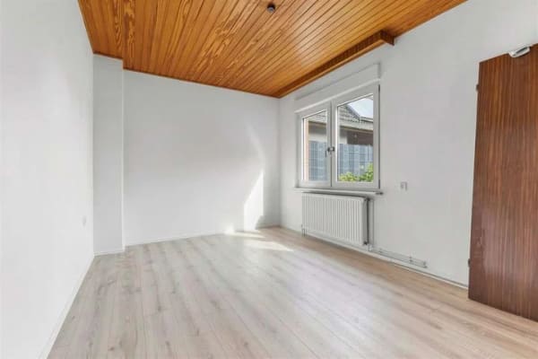Immobilie in Krummhörn - Viel Raum. Viel Potenzial. Ihr Zuhause.  7 Zimmer in der Krummhörn - Bild 3
