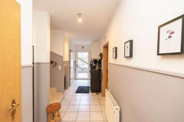 Immobilie in Friesoythe - Ihr neues Zuhause in Friesoythe – gepflegte DHH mit Garten & Garage - Bild 2