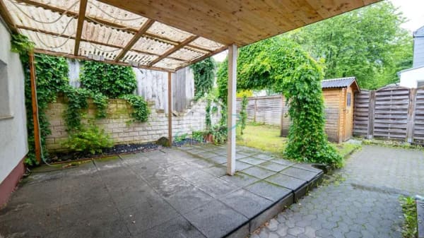 Immobilie in Süßen - Familienhaus mit offenem Wohnbereich und Garten - Bild 3