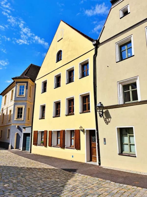 Immobilie in Amberg - SOLIDE KAPITALANLAGE im Herzen von Amberg –  Mehrfamilienhaus mit 5 Wohneinheiten voll vermietet - Bild 2