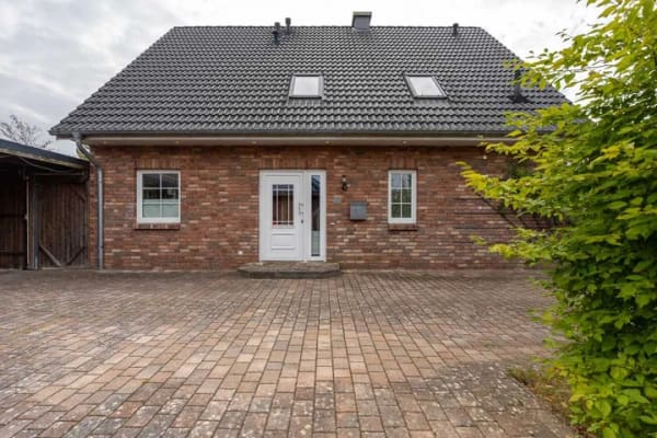 Immobilie in Klein Bennebek - Modernes, geräumiges Einfamilienhaus in Kropp - Ihr Rückzugsort für die ganze Familie - Bild 2