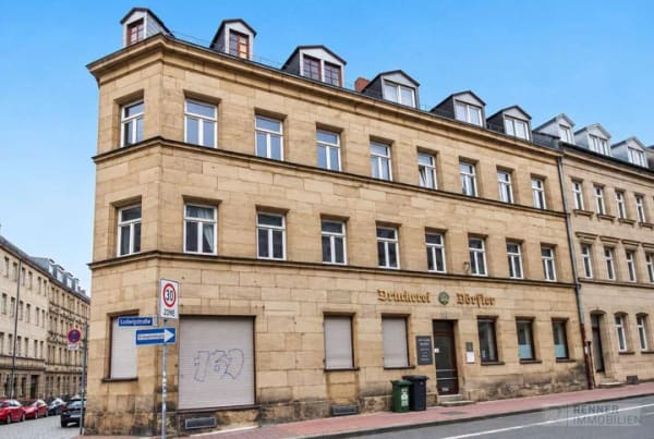 Immobilie in Fürth - Entwicklungschance in zentraler Citylage: Denkmalgeschütztes Mehrfamilienhaus mit 570m² Gesamtfläche - Bild 1