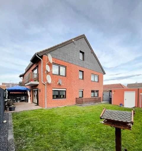 Immobilie in Niederzier - Investorenpaket - 3 Wohnungen - 3 Garagen in 5 Parteienhaus. - Bild 1