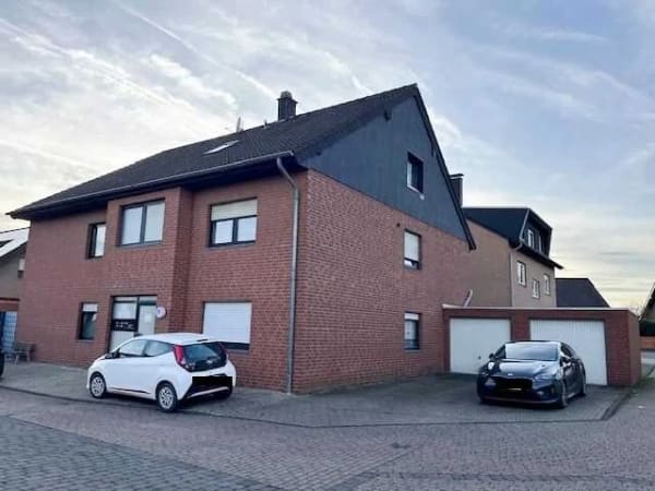 Immobilie in Niederzier - Investorenpaket - 3 Wohnungen - 3 Garagen in 5 Parteienhaus. - Bild 3