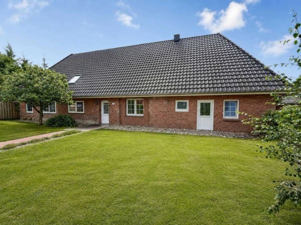 Immobilie in Almdorf - Teilsaniertes Einfamilienhaus mit Einliegerwohnung in ruhiger Lage - Bild 2