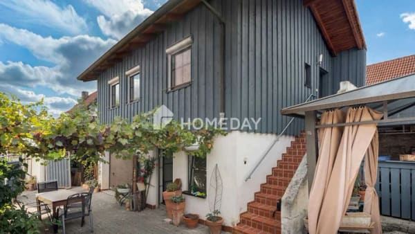 Immobilie in Bad Schönborn - Einzigartiges Ensemble: Historisches Haupthaus trifft auf fantastisches, vielseitiges Nebengebäude - Bild 1