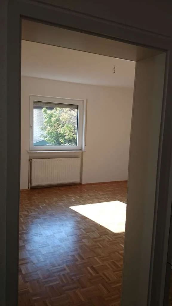Immobilie in Nackenheim - Großzügige 4-Zimmer-Eigentumswohnung (EG) 115 m² mit Balkon und EBK in Nackenheim - Bild 3