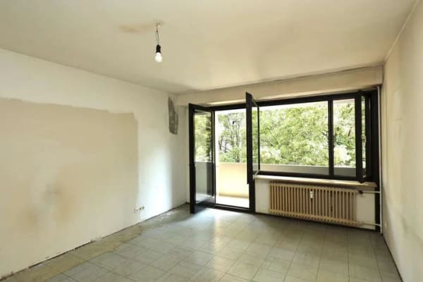 Immobilie in Karlsruhe - 1-Zimmer-Wohnung mit Küche, Bad und Balkon ins Grüne in der Kaiserallee - Bild 1
