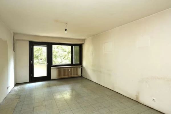 Immobilie in Karlsruhe - 1-Zimmer-Wohnung mit Küche, Bad und Balkon ins Grüne in der Kaiserallee - Bild 2