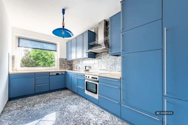 Immobilie in Reinbek - Großzügige 3 Zi.-Wohnung mit Südwest-Balkon & Garage in gepflegter Wohnanlage - Bild 3