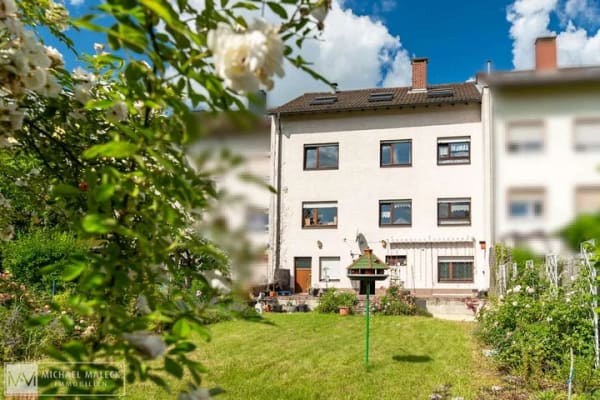 Immobilie in Hemsbach - Familienfreundliches Haus mit Balkonen, Garten und Weitblick – ruhige Lage in Hemsbach - Bild 0