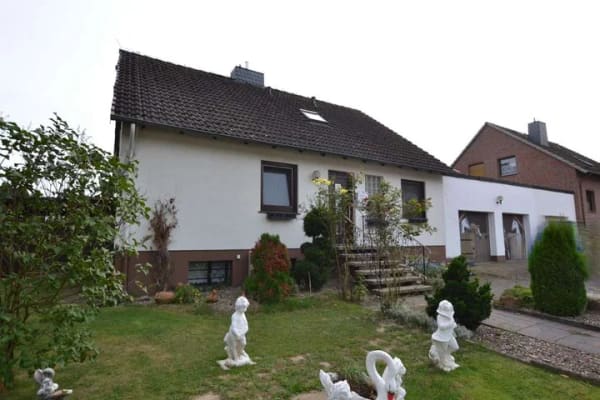 Immobilie in Einbeck - Einfamilienhaus mit Doppelgarage - Bild 3