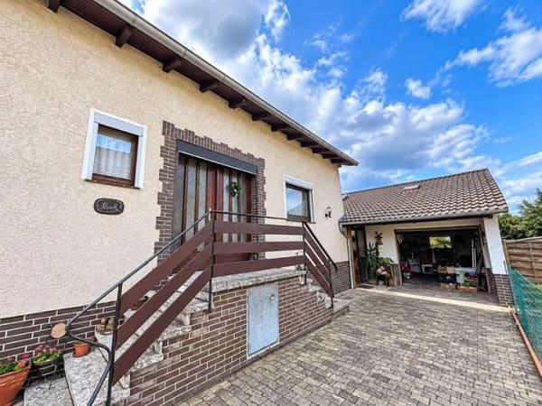 Immobilie in Weyhausen - EFH mit großzügigem Wintergarten, Keller, herrlichem Garten und moderner Haustechnik ! - Bild 2