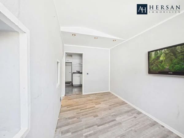 Immobilie in Baesweiler - Immobilienpaket mit 2-3 Wohneinheiten auf großzügigem Grundstück in Baesweiler - HERSAN IMMOBILIEN! - Bild 3