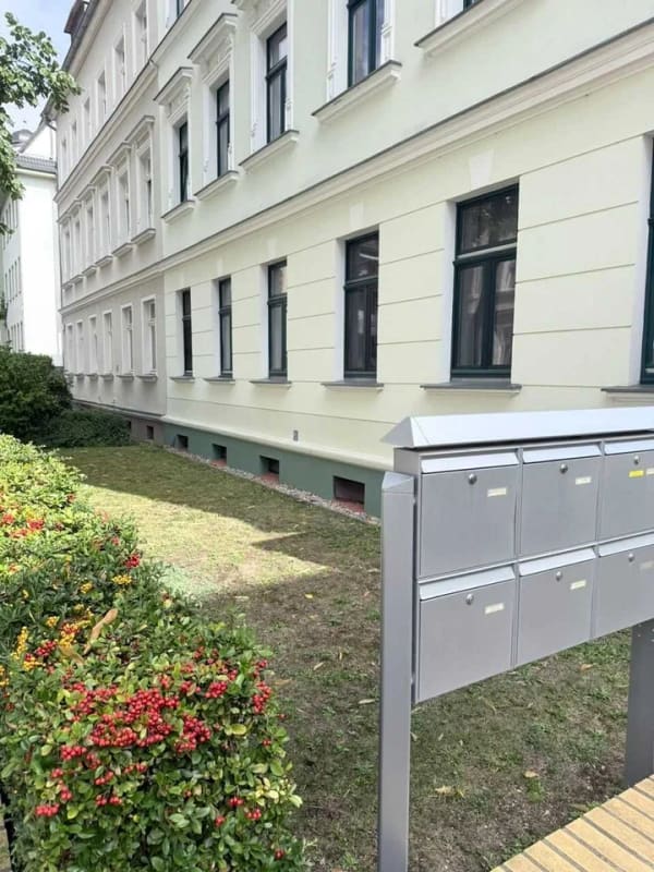 Immobilie in Markkleeberg - Werthaltig modernisiertes Mehrfamilienhaus mit Entwicklungspotenzial und solider Rendite zu verkaufen! - Bild 3