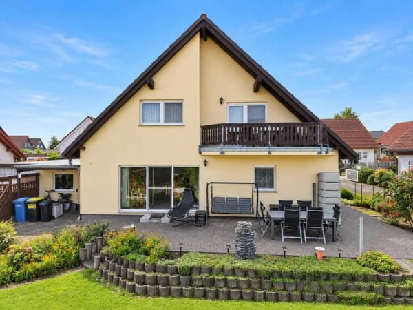 Immobilie in Braunsbedra - Ein Haus, viele Möglichkeiten – 6 Zimmer für Familie, Arbeiten & Mehrgenerationenwohnen in Braunsbed - Bild 0