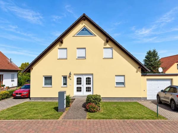 Immobilie in Braunsbedra - Ein Haus, viele Möglichkeiten – 6 Zimmer für Familie, Arbeiten & Mehrgenerationenwohnen in Braunsbed - Bild 1