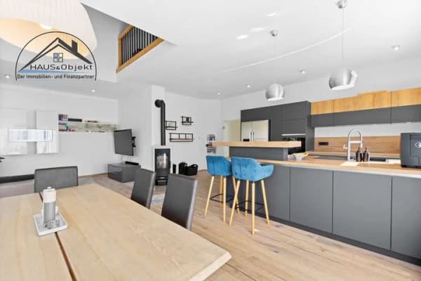 Immobilie in Blindheim - EXKLUSIVES EINFAMILIENHAUS MIT DOPPELGARAGE, CARPORT UND GROSSZÜGIGEM GRUNDSTÜCK - Bild 4
