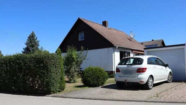 Immobilie in Neuweiler - Einfamilienhaus freistehend in Neuweiler - Bild 1