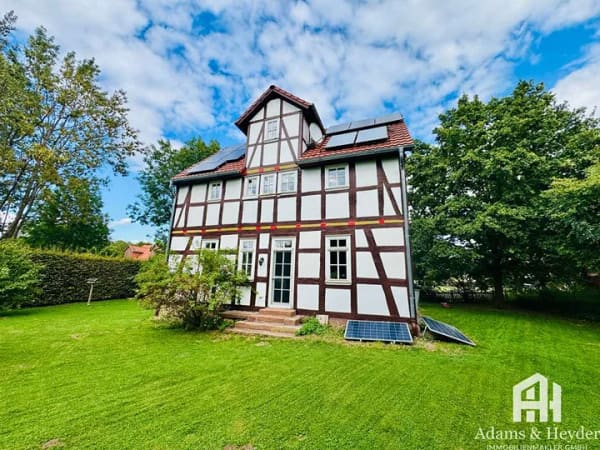 Immobilie in Calden - Neuaufbau 1999: Fachwerkcharme trifft Familienidylle – großes Zuhause mit Garten in Calden-Ehrsten - Bild 3