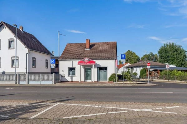 Immobilie in Hasselroth - Friseursalon mit Wohn- und Ausbaupotenzial - Bild 2