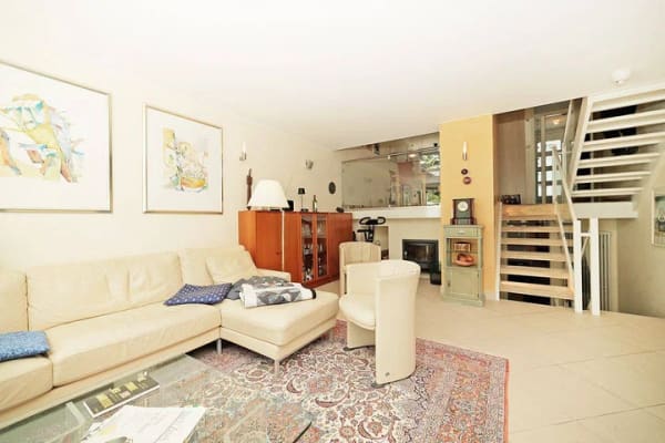 Immobilie in Neubiberg - Familienglück in Neubiberg – Modernisiertes Reihenmittelhaus mit 2 Bädern, EBK & Garage - Bild 1