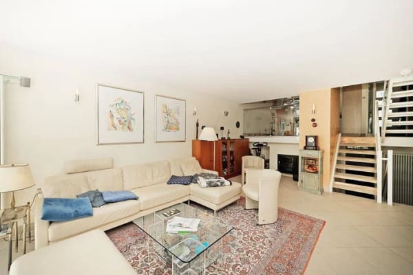 Immobilie in Neubiberg - Familienglück in Neubiberg – Modernisiertes Reihenmittelhaus mit 2 Bädern, EBK & Garage - Bild 2