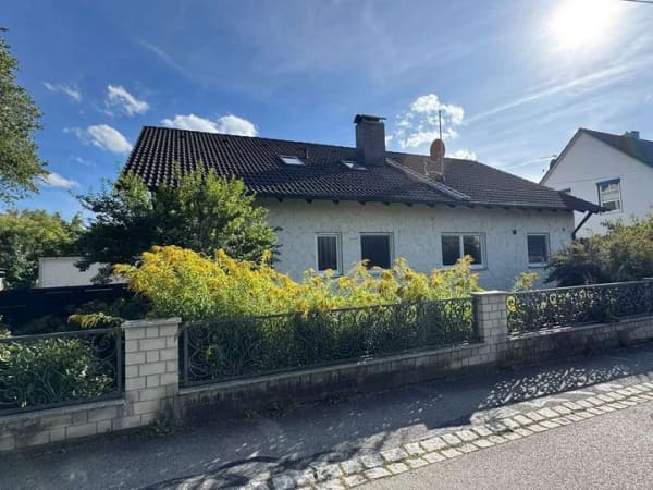 Immobilie in Ried - SITULI: Zweifamilienhaus mit Ausbaupotential im Untergeschoss - Bild 1
