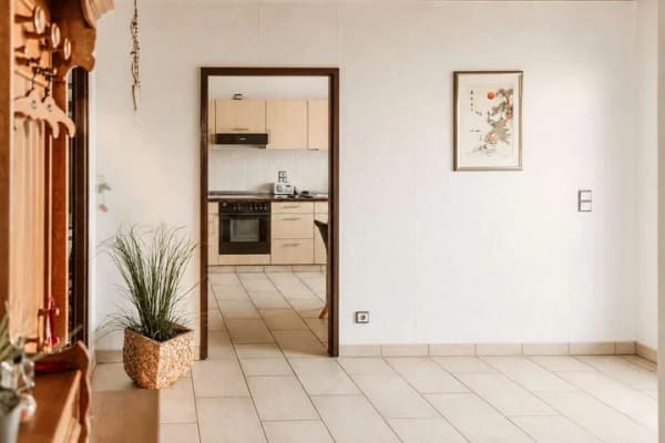 Immobilie in Westhofen - Bungalow mit Charme - großzügiges Grundstück, Garten und Garage - Bild 3