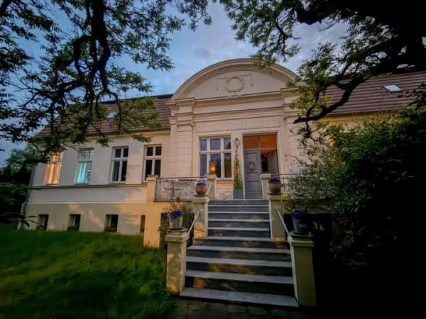 Immobilie in Halenbeck-Rohlsdorf - Historischer Charme trifft künstlerische Eleganz: Denkmalgeschützter Gutshof, idyllisches Landleben - Bild 1