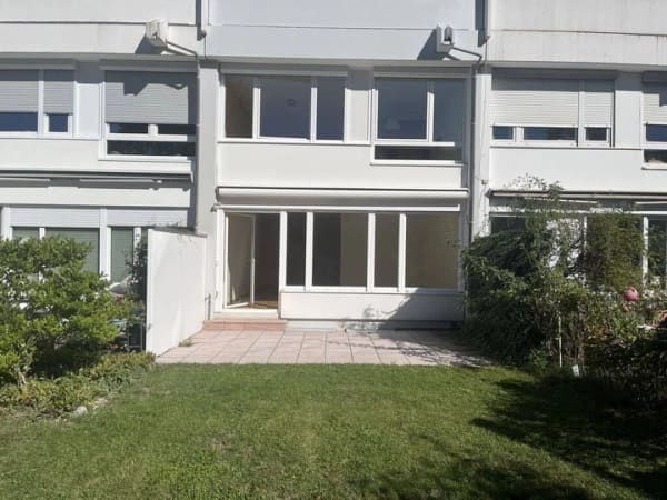 Immobilie in Weßling - Weßling: Das Wohlfühlhaus für die Familie mit 5 Zimmern, Südwest-Garten & zusätzlicher Wohneinheit. - Bild 0