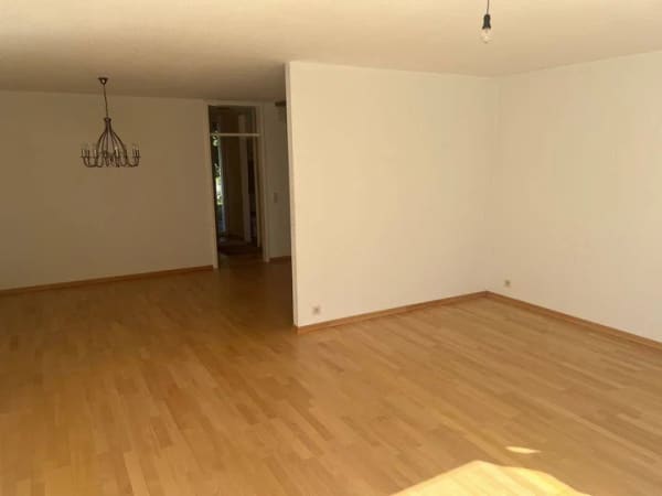 Immobilie in Weßling - Weßling: Das Wohlfühlhaus für die Familie mit 5 Zimmern, Südwest-Garten & zusätzlicher Wohneinheit. - Bild 4