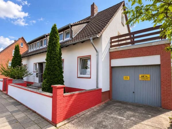 Immobilie in Sarstedt - Mehrfamilienhaus mit vier Wohneinheiten - Bild 3