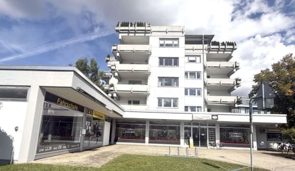 Immobilie in Gauting - Stockdorf - Idyllisch nahe der Würm: 2 - Zimmer-Wohnung mit Südwest-Balkon, 2,5 Zimmer möglich. - Bild 0
