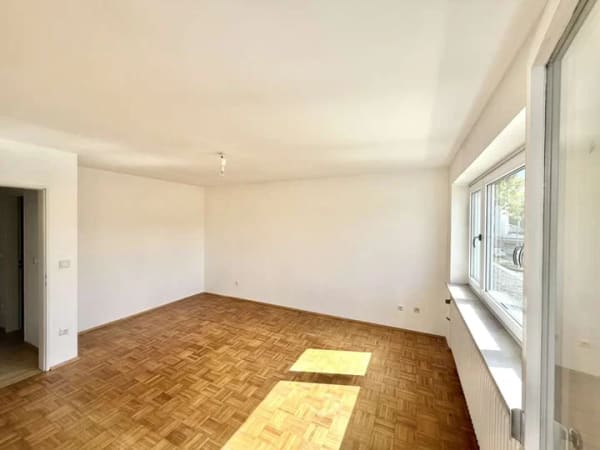 Immobilie in Gauting - Stockdorf - Idyllisch nahe der Würm: 2 - Zimmer-Wohnung mit Südwest-Balkon, 2,5 Zimmer möglich. - Bild 4