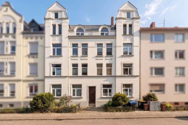 Immobilie in Hannover - Maisonette-Potenzial: Dachgeschosswohnung mit genehmigtem Spitzbodenausbau - Bild 0