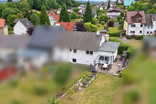 Immobilie in Großalmerode - Ihr neues Zuhause im Grünen – 183 m² Wohnfläche, großer Garten & herrlicher Weitblick - Bild 1