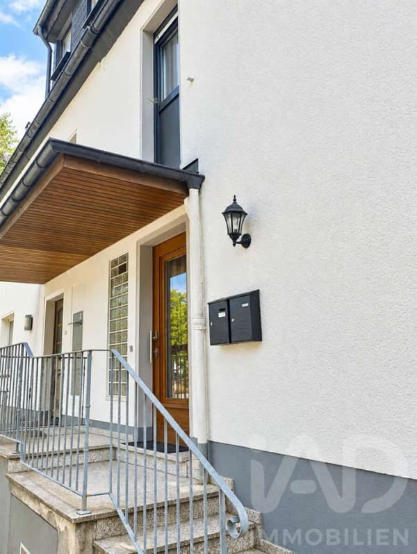 Immobilie in Meinerzhagen - Wohn- und Geschäftshaus mit drei Wohneinheiten und Gewerbefläche - Bild 4