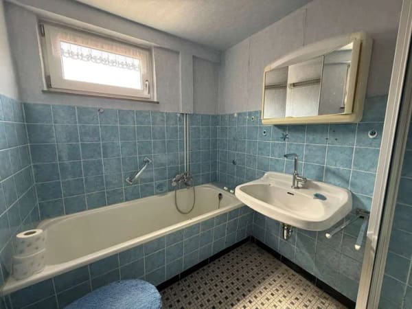 Immobilie in Neustadt am Rübenberge - Sanierungsbedürftiges Einfamilienhaus in idyllischer Feldrandlage mit unverbaubarem Weitblick - Bild 4