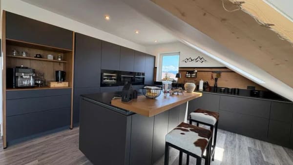 Immobilie in Oberreute - Allgäu-Feeling: 3-Zi-DG mit Balkon, Fernblick und hochwertiger Design-Küche in Oberreute - Bild 0