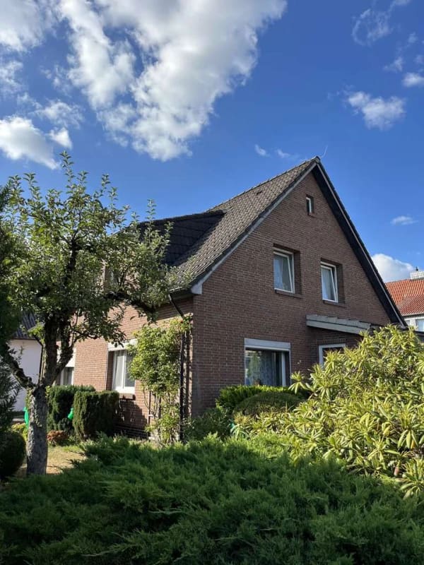 Immobilie in Osloß - Einfamilienhaus mit großem Grundstück /Scheune- viel Platz für individuelle Gestaltungsmöglichkeiten - Bild 2