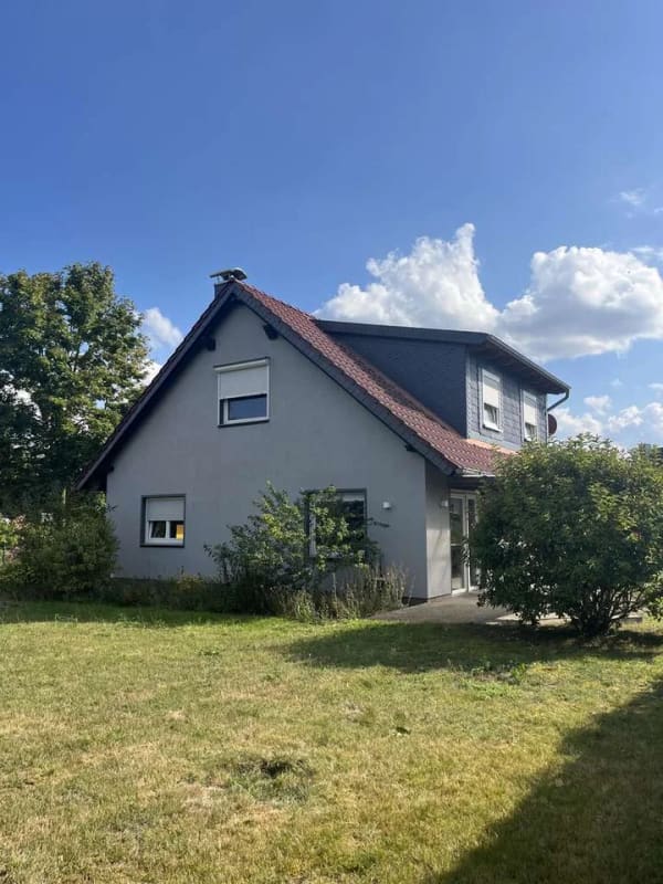 Immobilie in Hohne - Großzügiges Familienleben – Einfamilienhaus mit weitläufigem Garten in Hohne bei Celle - Bild 1