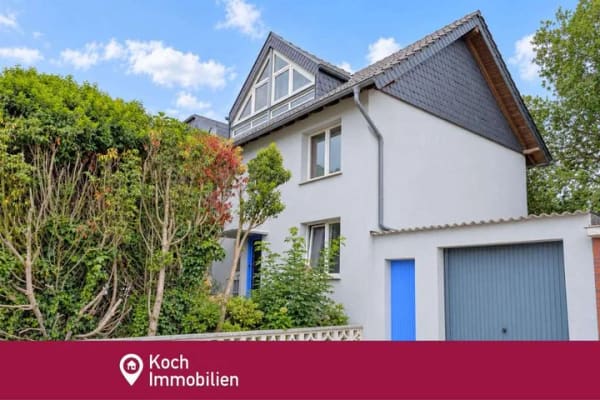 Immobilie in Baesweiler - Einfamilienhaus mit viel Platz, Dachterrasse & Einliegerwohnung! - Bild 0