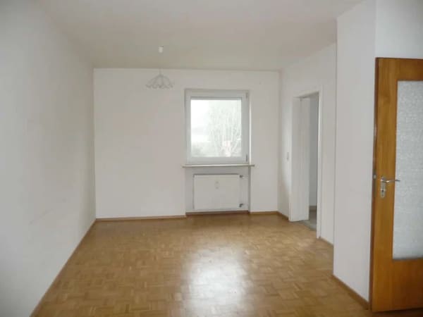 Immobilie in Deggendorf - 3-Familienhaus bevorzugte Lage in Deggendorf, Rörerstraße - Bild 2